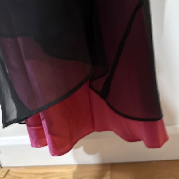 Faviana New York Gown - Picture 4 of 4